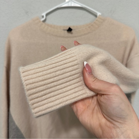 Eileen Fisher Womens Size XXS/XS Soft Peach Grey Lofty Cashmere Hi-Lo Sweater - Picture 4 of 6